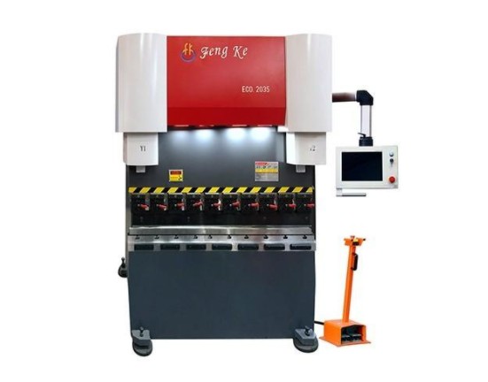 豐科機械創(chuàng)新純電伺服折彎機，乘勢折彎機節(jié)能環(huán)保新時代? 